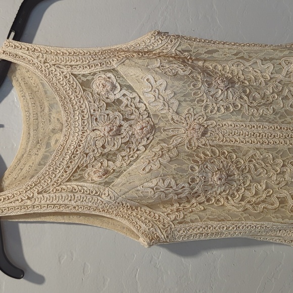 SUE WONG EMBROIDERED AND LACE COCKTAIL DRESS - Picture 6 of 15